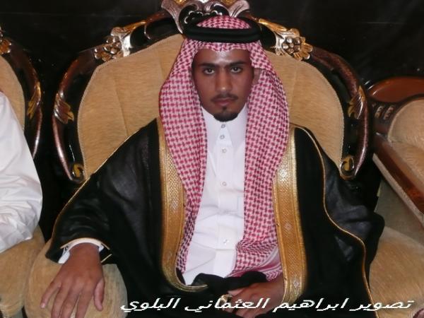 نقره لتكبير أو تصغير الصورة ونقرتين لعرض الصورة في صفحة مستقلة بحجمها الطبيعي