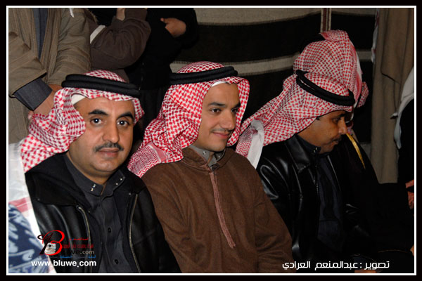 نقره لتكبير أو تصغير الصورة ونقرتين لعرض الصورة في صفحة مستقلة بحجمها الطبيعي