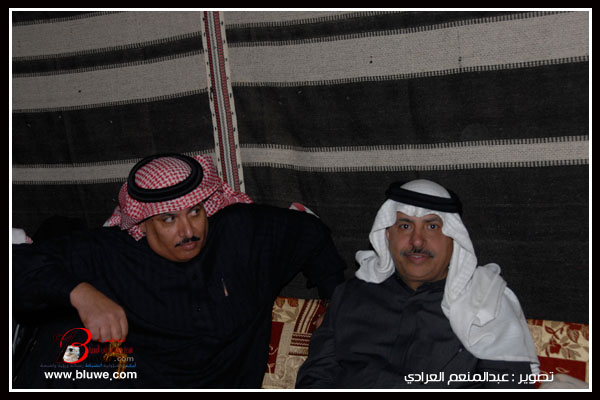 نقره لتكبير أو تصغير الصورة ونقرتين لعرض الصورة في صفحة مستقلة بحجمها الطبيعي